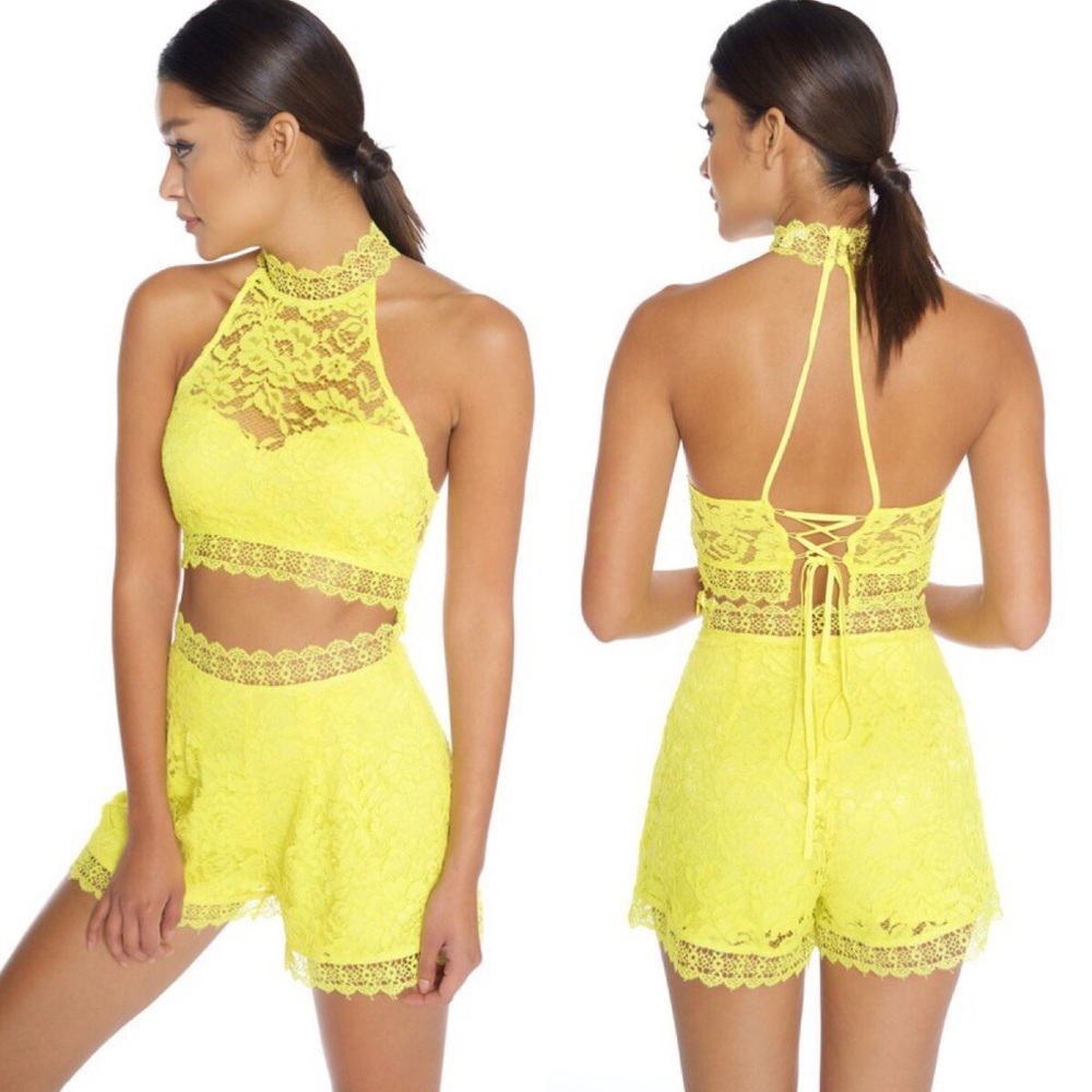 ☀️ "Kourtney" Lace 2 Piece Crop & Short Set